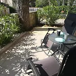Mala Kuca Ispod Borova Holiday home *