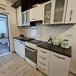 Mala Kuca Ispod Borova Holiday home