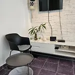 Mala Kuca Ispod Borova Primosten